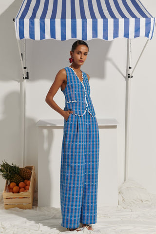 Alicia Vest - CELIA B